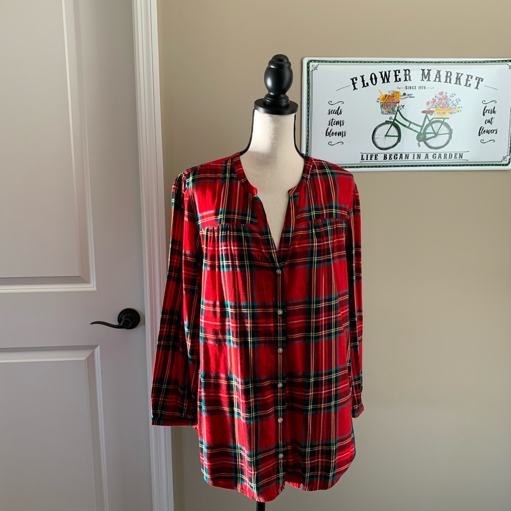 Sz XL very cute plaid button down shirt